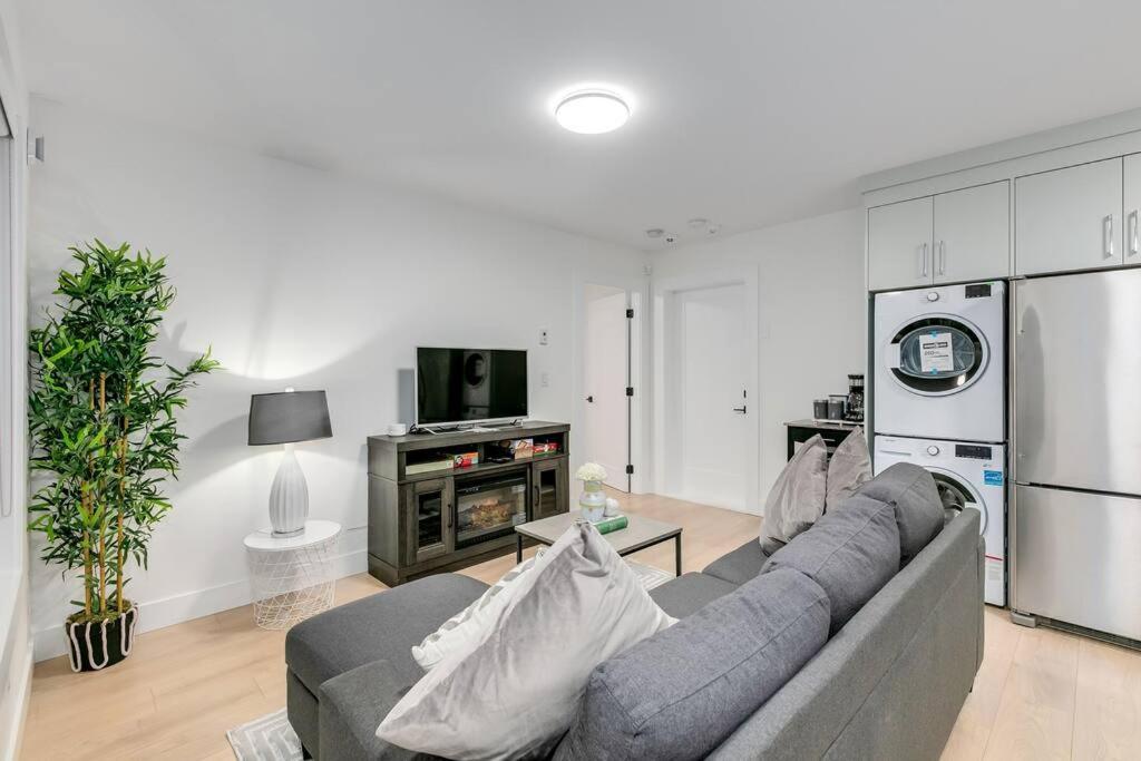 Guest Suite In South Surrey Luaran gambar